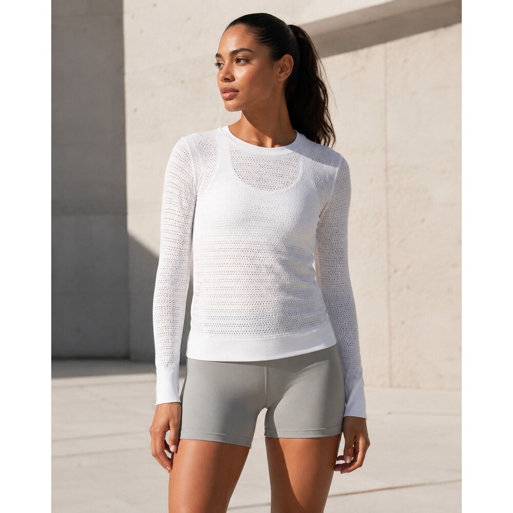 Lululemon Top Breeze By Long Sleeve Squad Perforated White Womens Sz 4